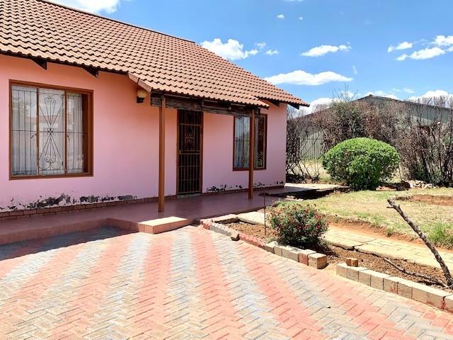 2 Bedroom Property for Sale in Thaba Nchu Free State